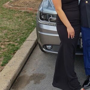 Elegant Black Evening Gown